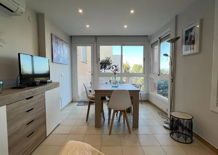 Bonito Piso En Canyelles Av-85 * Roses